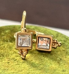 vintage style gold tone leverback drop earrings