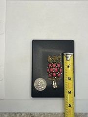 Owl bird pink cabochon green & clear rhinestone gold tone brooch pin vintage