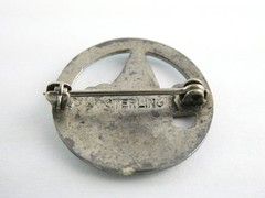 Vintage Guilloche Enamel Sterling Silver Sailboat in Harbor Brooch Pin 3.5g 21mm