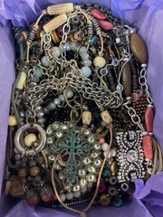 Lot 86 Vintage To Now Jewelry To Wear Sell Or Repurpose – 5.5 Lbs