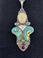 VINTAGE SAJEN MOON GODDESS 925 Sterling silver pendant and necklace