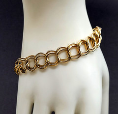 Fancy Double Circular Link Fancy Curb Shiny Gold Tone Vintage Chain Bracelet