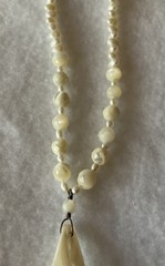 Vintage Mother Of Pearl Necklace With Shell Pendant 17”