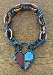 Vintage Nine West Lucite & Black Metal Chain Multi Color Heart Bracelet 7.5”