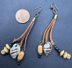 Vintage Brown Boho 3” Earrings Shell Wood Leather Earrings