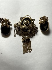 Brooch Pendant Earrings Set Victorian Antique 100 Years Old Read Description