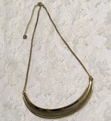 Vintage Banana Republic Chain Necklace Gold Tone Curved Bar Statement Mod