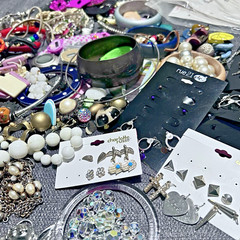 Vintage Jewelry Mixed Lot for Crafts Scrap Junk Wear Repair Repurpose 3.97 lbs.