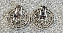 Vintage 50s Signed CORO Goldtone Round Shape MONOGRAM Clip-On Earrings