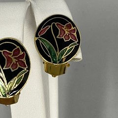 Cloisonne Stud Button Earrings Flower Iris Enamel Black Base Clip On Vintage .75