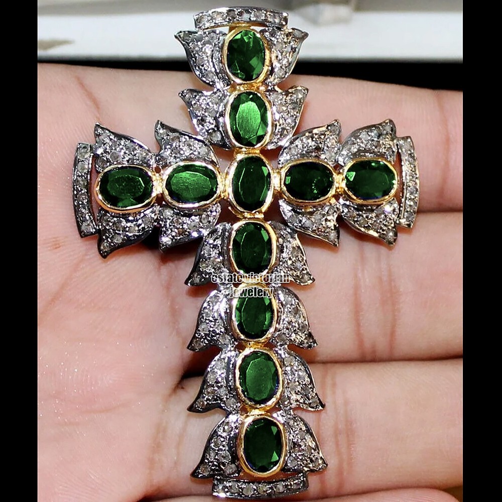 Stunning 2.90ctw Rose Cut Diamond Emerald Victorian Silver Cross Pendant Jewelry