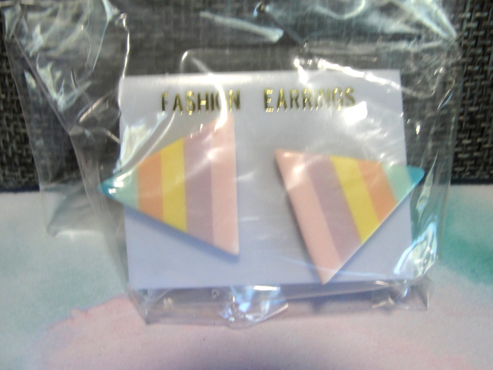 Vintage 1970 Earrings Triangle Pastel Rainbow Purple Pink Blue Retro BNIP NOS