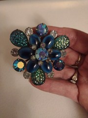 Vtg 60s Judy Lee Molded Peacock Riveted Aurora Borealis Iridescent Brooch Pin