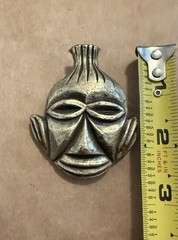 Vintage N.Y.C. Paristyle Unisex Brooch Pin Gold Tone Metal 2 1/2 Tribal Design
