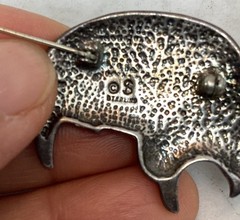 Vintage Shube 925 Sterling Silver Textured Buffalo Pin Brooch