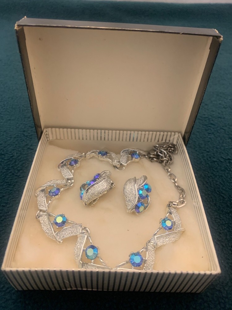 Vtg Jace Aurora borealis Silver tone Adjustable length Choker collar Necklace