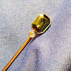 EARTH MINED Demantoid Deco Original Gatsby era Antique Platinum 14K Pin Signed