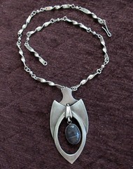 ARTISAN LARGE STERLING PENDANT NECKLACE w STONE -2 7/8 INCHES, 19.5 INCHES