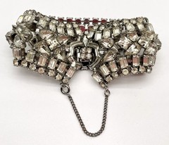 Vtg Estate Piece 7 Rows Rhinestones w/Safety Chain Runway Statement MINT