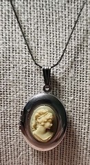 Vintage Cameo Oval Locket Pendant Silver Tone 16″ Chain From Korea Resin Lady
