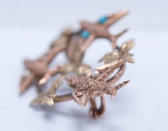 Estate Victorian 15ct Two Tone Gold Swallows Leaves Pin Brooch Round 0.9″ 1.72g
