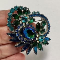 Vintage Juliana D & E Peacock Costume Jewelry Large Cupcake Brooch/Pin