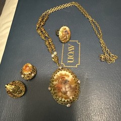 Vintage West Germany Fragonard Porcelain Cameo Necklace Set