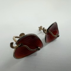 VTG Einar Modahl Norway Sterling Red Enamel Leaf Screw Back Earrings 8.2g #bad