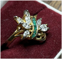 Vtg Sz 5.5 Green Emerald w/White Colorless Marquise Shape CZ Stones Cluster Ring