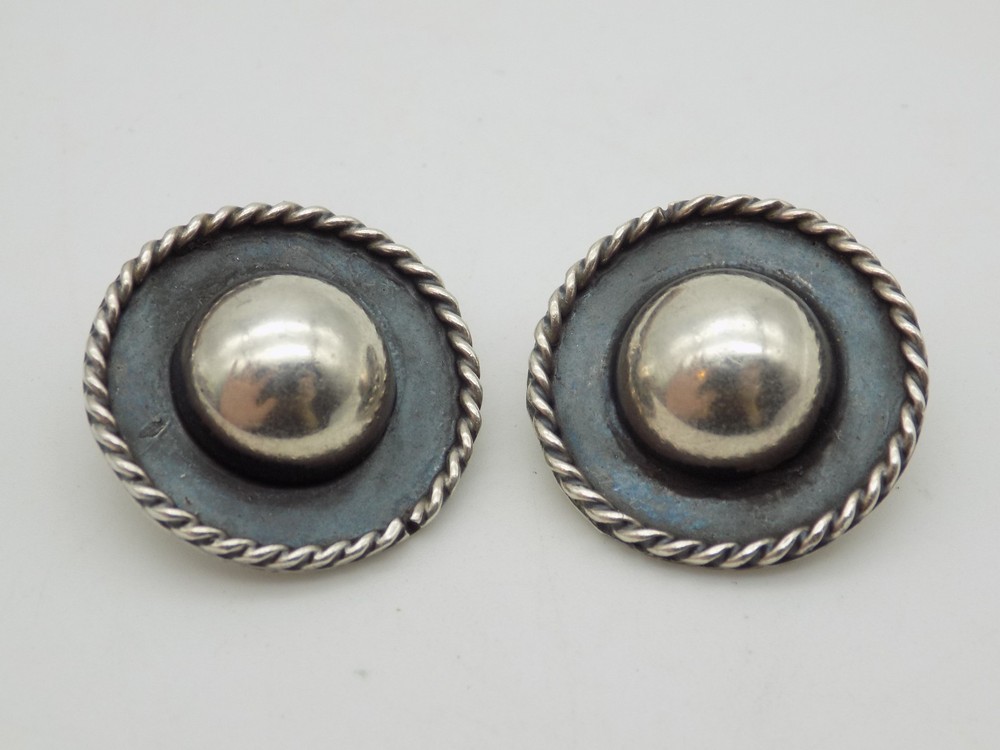 Vintage Taxco Mexico Sterling Silver Clip on Earrings Round Domed Rope Button