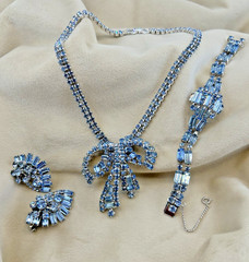 Weiss Bow Necklace Earrings Bracelet Set Sky Blue Rhinestones Set FABULOUS!