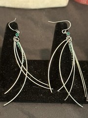 VTG 3” FREE FORM SILVER WIRE Pierced Earrings – COSTUME JEWELRY
