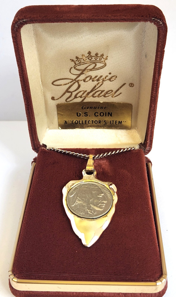Vintage Arrowhead 1935 Buffalo Nickel Pendant Necklace Goldtone Silvertone