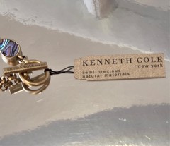 RETRO-VINTAGE Kenneth Cole Gold Tone & Semi-Precious Toggle Bracelet 7.5 in