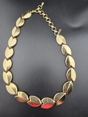 Vintage Monet Gold-Tone Jewelry Set – Necklace Earrings & Tulip Brooch