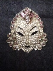 ASIAN PRINCESS FUR PIN PRECIOUS METAL VINTAGE MAZER WALLER CLASP