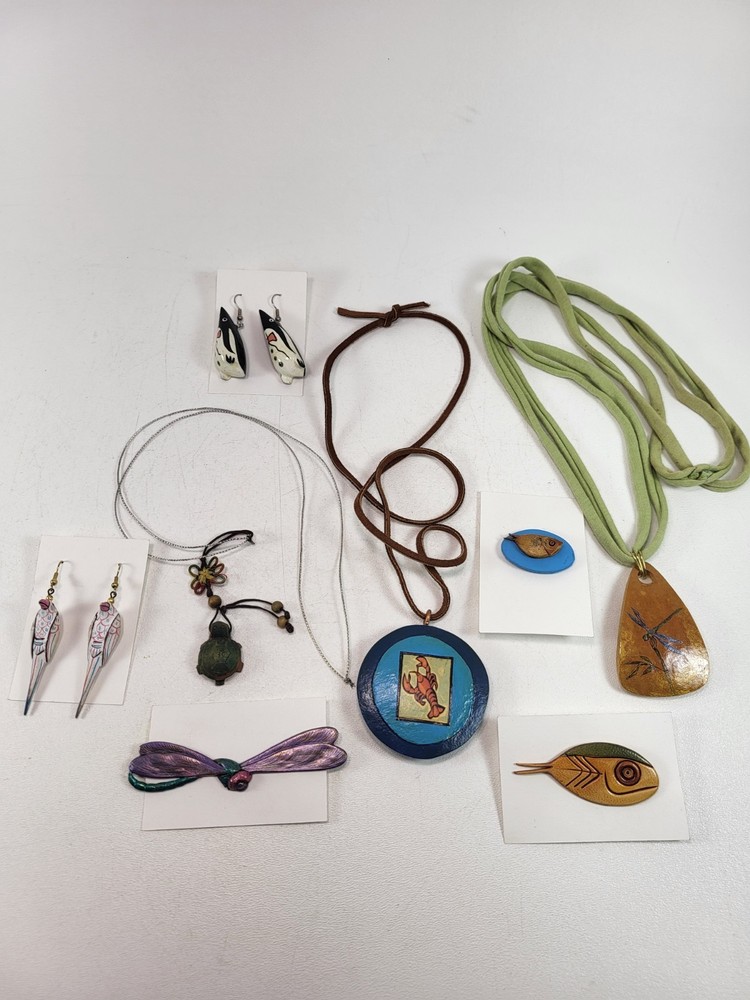 Lot Of Vintage Handmade Jewelry Necklaces & Earrings Gourd Wood Leather Metal
