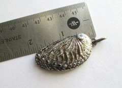 1-15/16in LARGE VINTAGE STERLING SILVER ENAMEL ABALONE CLAM SEA SHELL PENDANT
