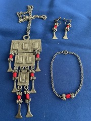 Vintage Tribal-Style Jewelry Demi-Parure Set – Necklace, Bracelet & Earrings