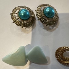 VTG Pierced Earring LOT Of 13 Enamel Resin Metal Discs Various Shapes Colors