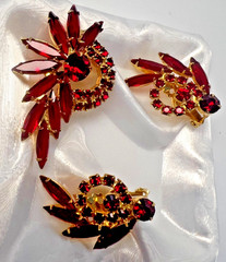Authentic D&E Juliana Dark Siam Red Marquis Spray Brooch and Earrings Set