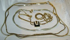 Good Quality NECKLACE & CHOKER LOT Silver & Gold Toned GUESS PARKLANE Very Nice!