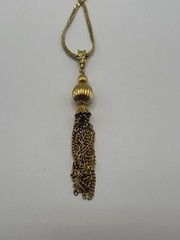 Medici Artistry Collection Gold Tone Tassel Pendant Necklace NWT 24” Vintage