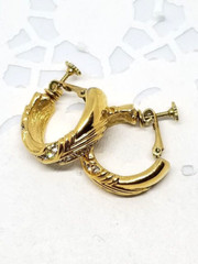 BEAUTIFUL VINTAGE NAPIER GOLD TONE SCREW BACK CLIP ON EARRINGS WITH RHINESTONES