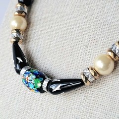 Vtg Japan Laser Cut Metal Lucite Confetti Foil Bead Black Necklace Earrings Set