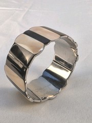 Vintage Cream And Black Metal Bracelet Wide Bangle Y2k Scalloped Edge Evening