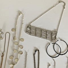 Vintage Lot COSTUME JEWELRY All Wearable & Nice 48 pieces