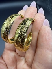 Vintage Large Thick Who Like Golden Flower Etched Earrings