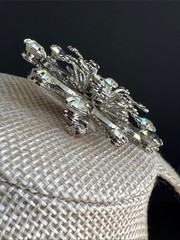 VTG Starburst Rhinestone Brooch Pin Silver Tone Mid Century Snowflake