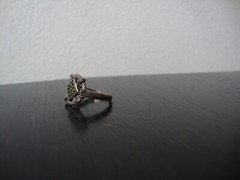 VINTAGE 1970-80s MARCASITE RING STERLING SILVER STAMPED 925 SZ 5.25